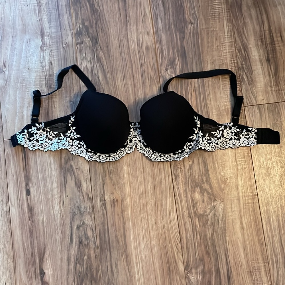 NWOT black bra w/ white lace